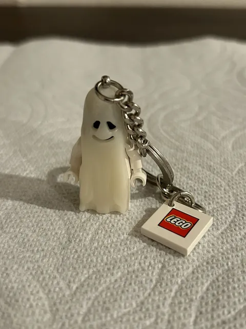 LEGO Monster Fighters Ghost Glow in The Dark Minifigure Minifig Key Chain RARE!