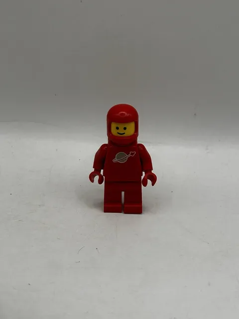 Vintage Lego Classic Space Red Spaceman Astronaut Minifigure W Tanks
