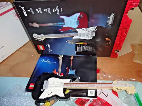 LEGO Fender Stratocaster Electric Guitar (21329) All Parts and Manual