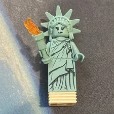 LEGO Minifigures Lady Liberty Statue of Liberty Minifigure w/ Torch Accessory