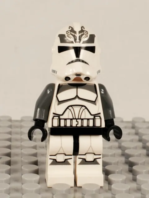 Lego Clone Trooper Minifigure 104th Wolfpack Star Wars 75045 sw0537