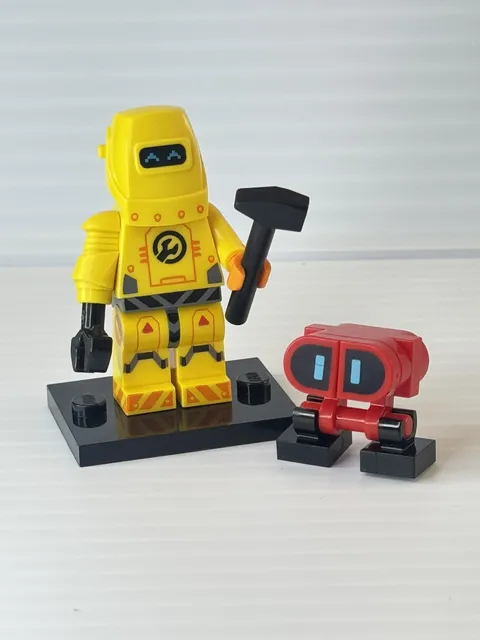 LEGO Series 22 Collectible Minifigures 71032 - Robot Repair Tech