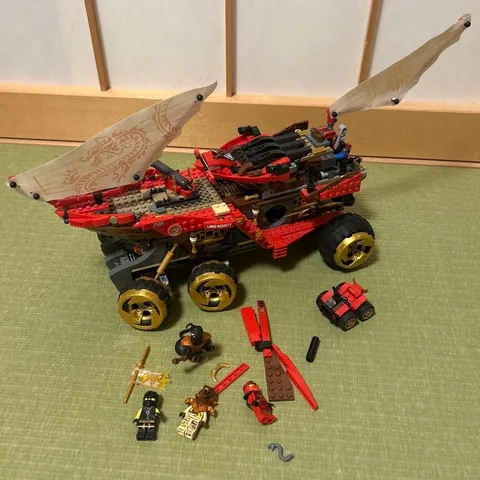 LEGO NINJAGO Secrets of the Forbidden Spinjitzu Land Bounty 70677 Used As Is JP