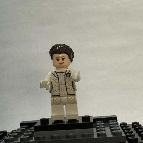 LEGO Star Wars Princess Leia SW0958 Genuine LEGO Hairline Torso Crack