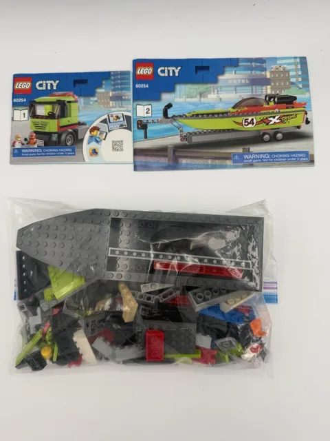 Lego City - Race Boat Transporter (60254)