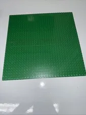 LEGO Bricks & More Large Green Baseplate (626)