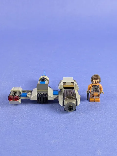 LEGO Star Wars Ski Speeder vs. First Order Walker Microfighters 75195 Pre-Owned