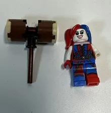 Harley Quinn Blue/Red 76053 Hammer LEGO® Minifigure-missing One Hand