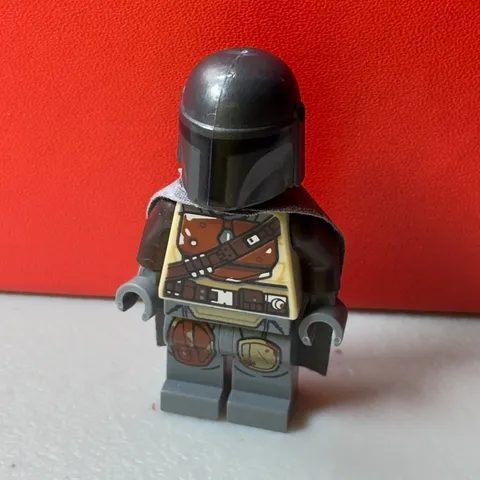 LEGO Star Wars Din Djarin Minifigure Brown Durasteel Armor Mandalorian sw1057