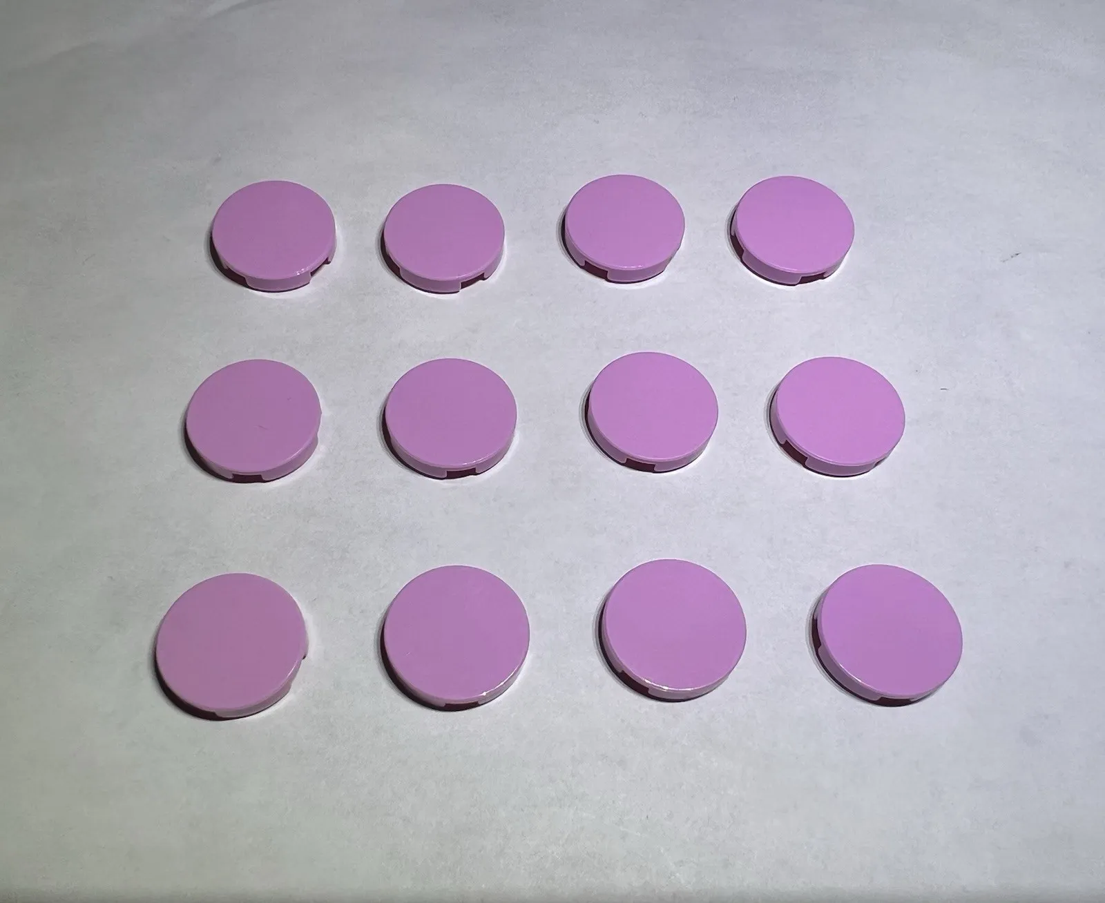 Lego Lot Of 12 Light Purple / Pink 2x2 Round Flat Tiles Tile City Part