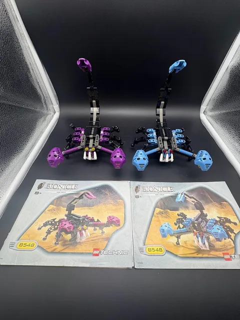 Bionicle Rahi Nui-Jaga 8548 Stinging Scorpions with Manuals.  Complete .