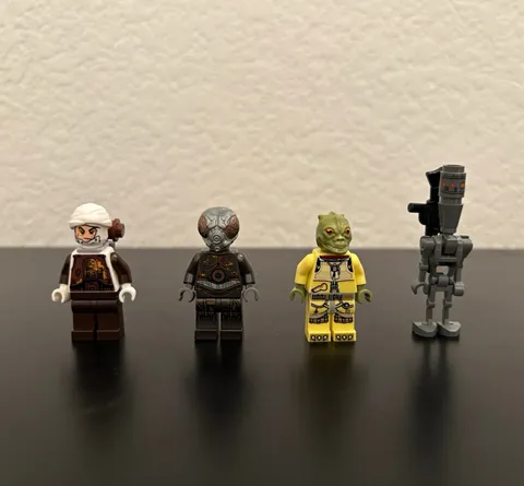 LEGO Star Wars Minifigure Lot (75167). Bossk, Dengar, IG-88, 4-LOM