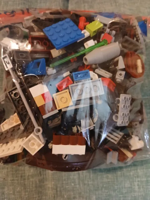 LEGO Bulk Lot BAG #5 2.2 LB Mixed Bricks Parts Specialty Pieces No Minifigs