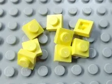 New LEGO Lot of 8 Bright Light Yellow 1x1 Plate Pieces