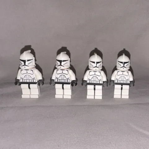 LEGO Star Wars Clone Trooper Minifigures Lot of 4 w/ Blasters Weapons