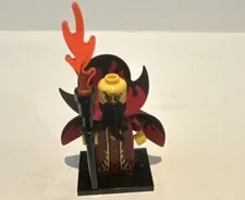 LEGO Evil Wizard Minifigure from series 13