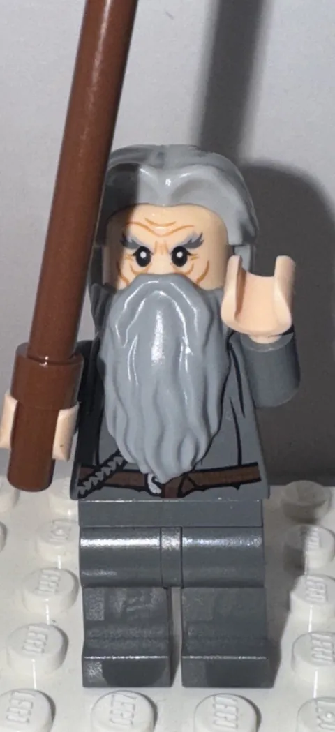 Lego Lord of the Rings Gandalf The Gray minifigure & staff