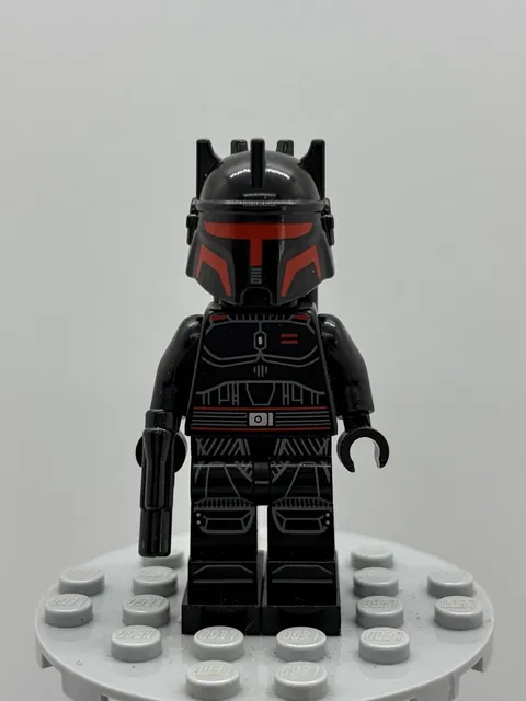 LEGO Star Wars Moff Gideon Minifigure from set 75386 - sw1342 - The Mandalorian