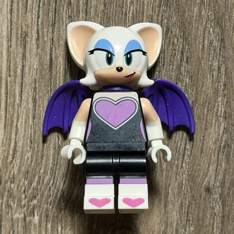 LEGO Rouge Minifigure - 76996 Sonic the Hedgehog - Guardian Mech