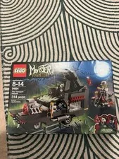 Monster Fighters Lego 9464 Vampyre Hearse Set NEW 3 Minifigures Lord Vampyre