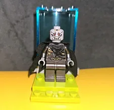 LEGO Minifigure  Corvus Glaive w/ Black Cape, Missing Hood