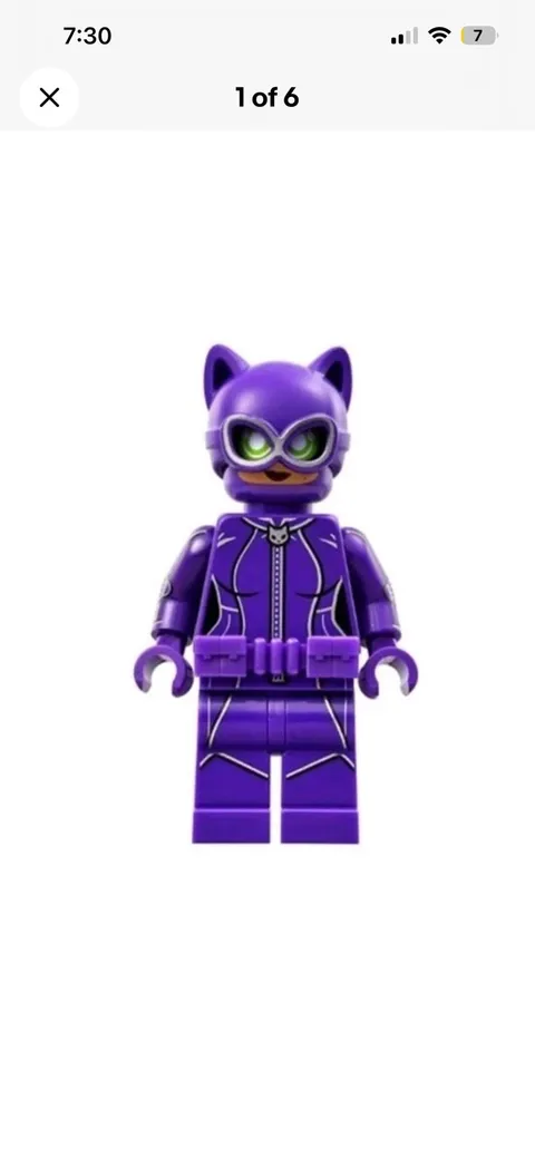 Cat Woman Minifigure In Dark PurpleSuit Lego Batman Movie  Catcycle Chase 70902