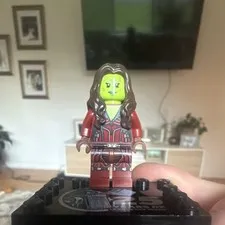 LEGO Marvel Gamora minifigure Superheroes character