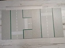 LEGO Road Baseplates Lot of 3 Straight, T-Junction, Corner 32x32 Stud Vtg City