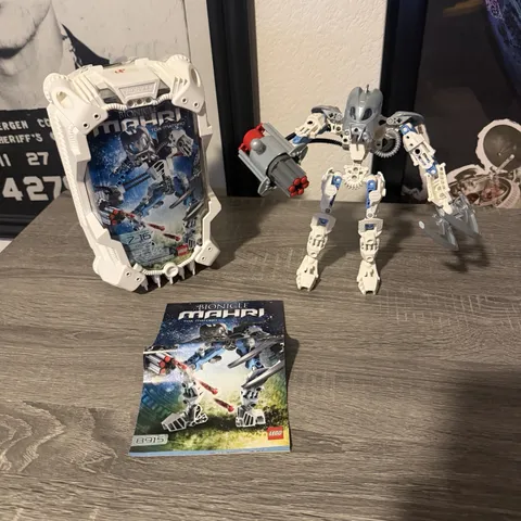 Lego Bionicle Toa Mahri Toa Matoro (8915) With Manual And Canister