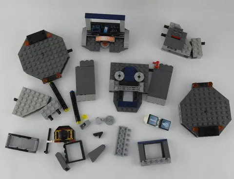 Lego Gray Pieces Lot Star Wars Hulk's Helicarrier Breakout