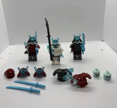 Lego Ninjago Secrets Of The Forbidden Spinjitzu Zane Ice Emperor + 2 Ice Samurai
