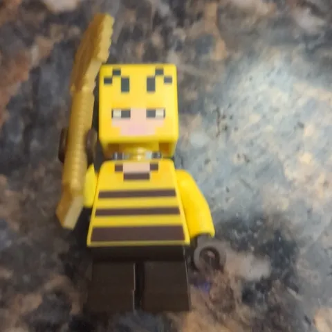 LEGO Minecraft Yellow Bee Minifigure w/ Transparent Backpack & Gold Tool