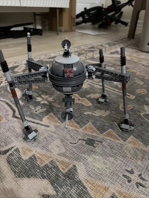 Lego Star Wars Homing Spider Droid: Set Number 75016: 98%Complete Missing Pieces