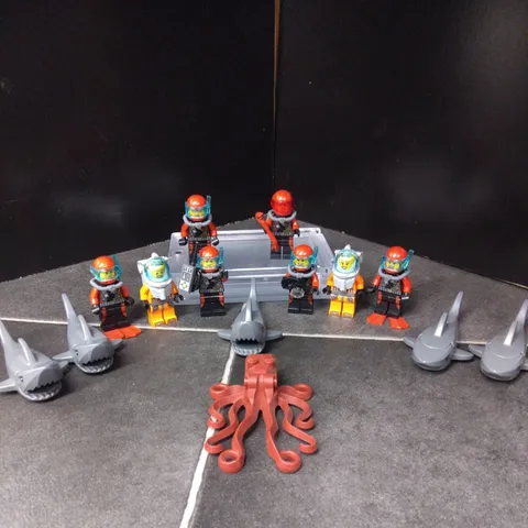 Lego Deep Sea Explorers Minifigure Lot w/ Sharks & Octopus Divers Animals Ocean