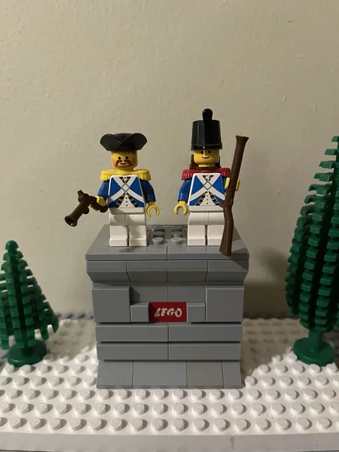 Lego Imperial Soldier Minifigure Officer pi063 & Soldier pi061 Bluecoats Lot f 2
