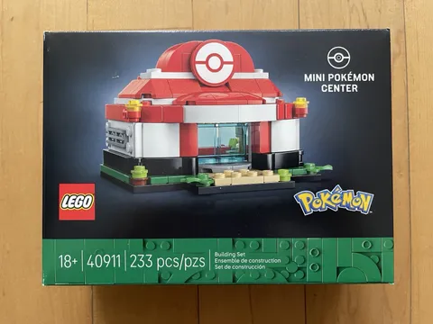 LEGO 40911 Mini Pokemon Center Limited Edition New Sealed