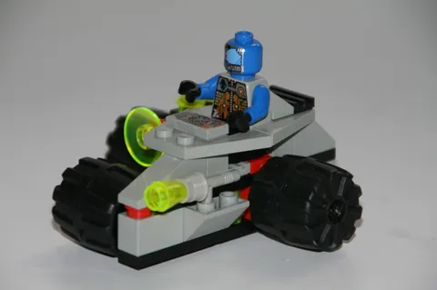 LEGO 6818 Cyborg Scout (Space UFO), 1997, BA on CD-ROM EXCELLENT