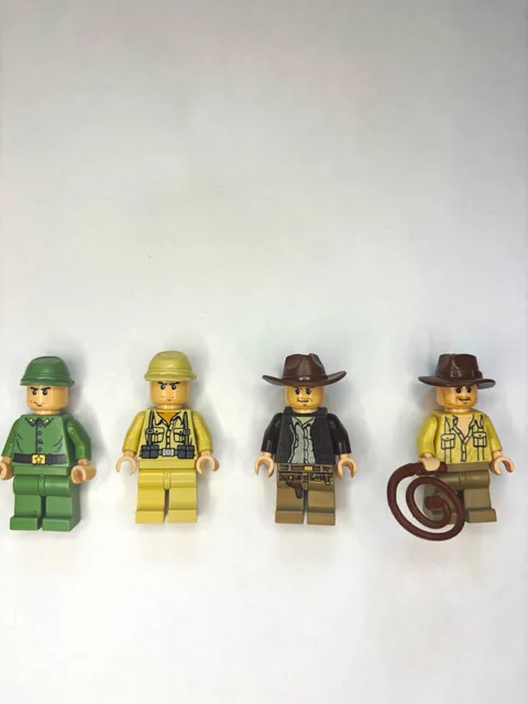 LEGO Minifigure Lot of 4 Indiana jones some small wear in the photos