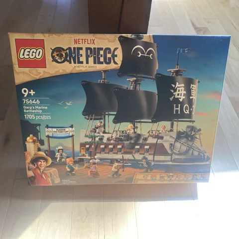 **READ**LEGO ONE PIECE Garp's Marine Battleship 75646. NO MINIFIGS OR POSTERS