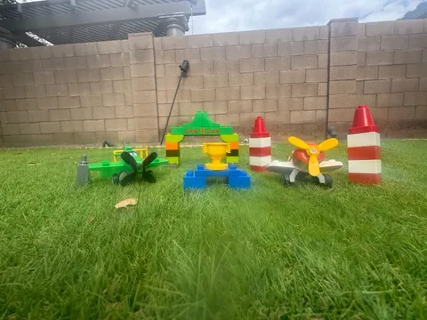 Lego Duplo Disney Planes Ripslinger’s Air Race Set# 10510 Retired (99% Complete)