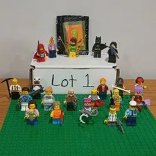 LEGO Minifigure Lot 21  Minifigures W' Accessories, Choose 1-6, Free Mystery Fig