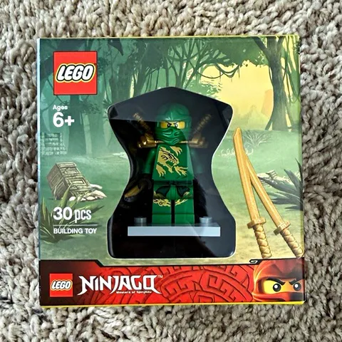 LEGO Target Exclusive 2014 Minifigure Cube 5004076, Has Been Opened