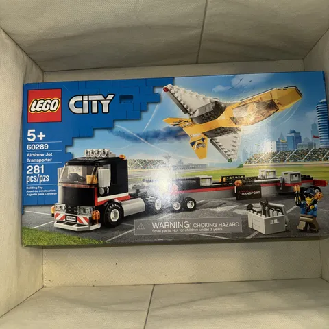 LEGO 60289 City Airshow Jet Transport – NEW Sealed Box – Rare Retired Set