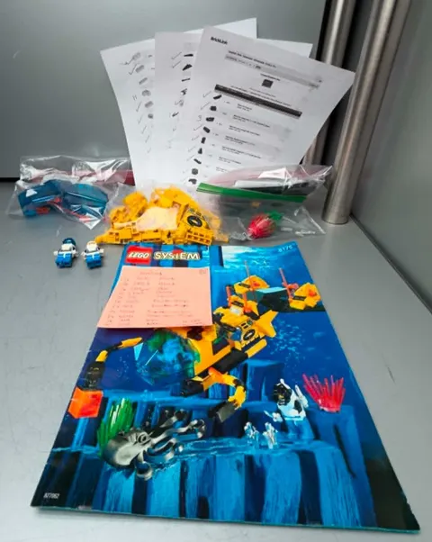 USED LEGO 6175 System Crystal Explorer Sub Aquazone 90% Complete READ DESCRIP