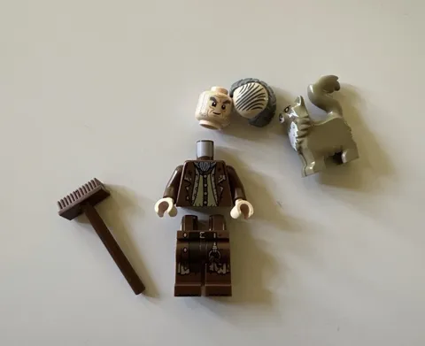 New LEGO Argus Filch and Mrs. Norris Minifigure Exclusive from Set 76473