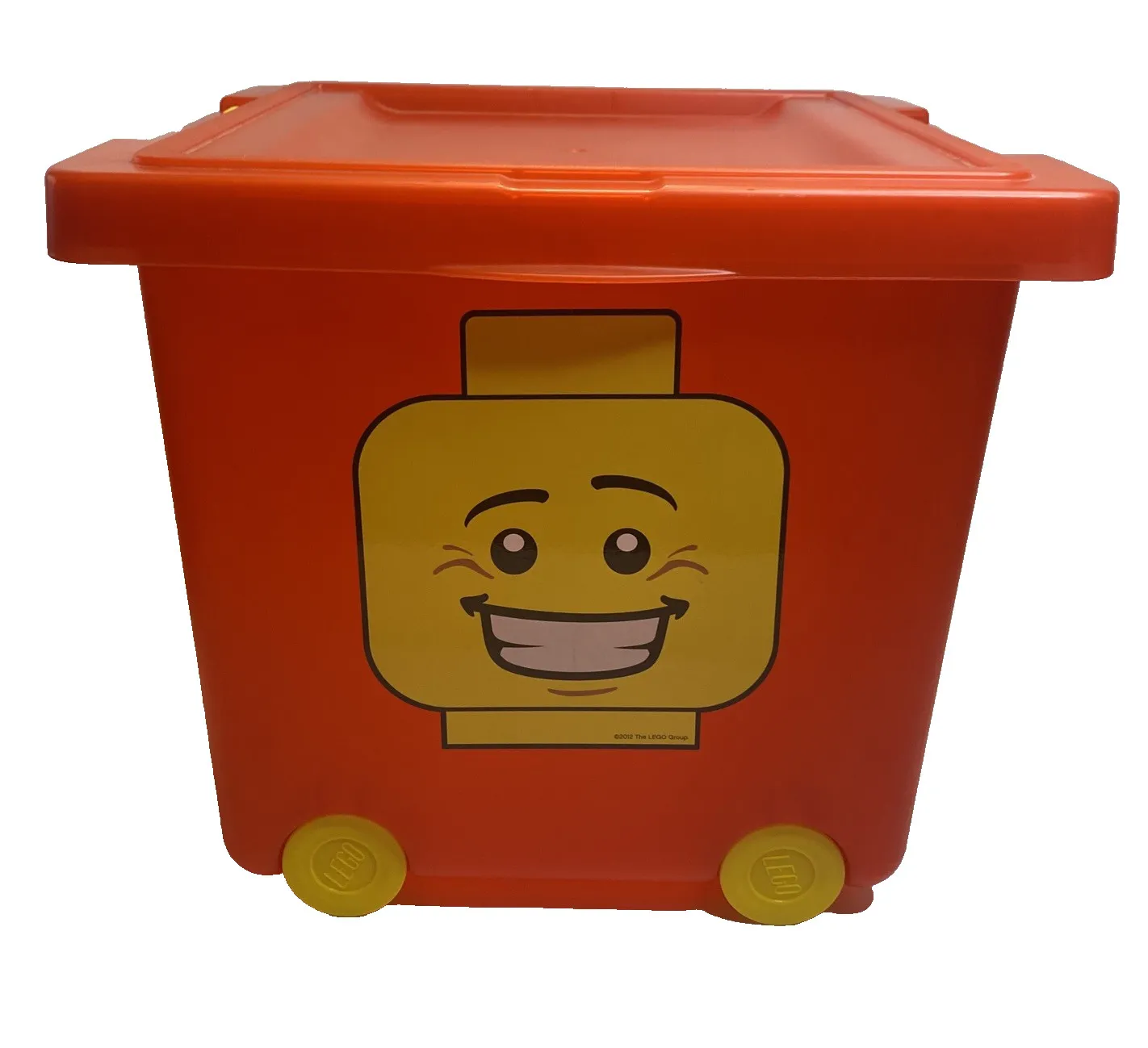 LEGO Iris Red Storage Rolling Bin Wheels Lid 2013 Made in USA 21.5 Quart