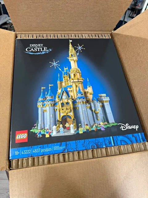 LEGO Disney Castle 43222 4837 pcs. Brand new factory sealed