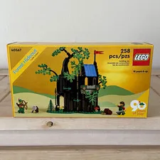 LEGO Castle 40567 Forest Hideout - 90 Years of Play - NEW SEALED
