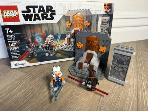 LEGO Star Wars Duel On Mandalore 75310 - 100% COMPLETE Ahsoka Darth Maul