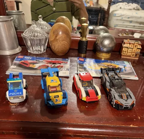 Lego sports cars (Some pieces missing)(Instructions included)